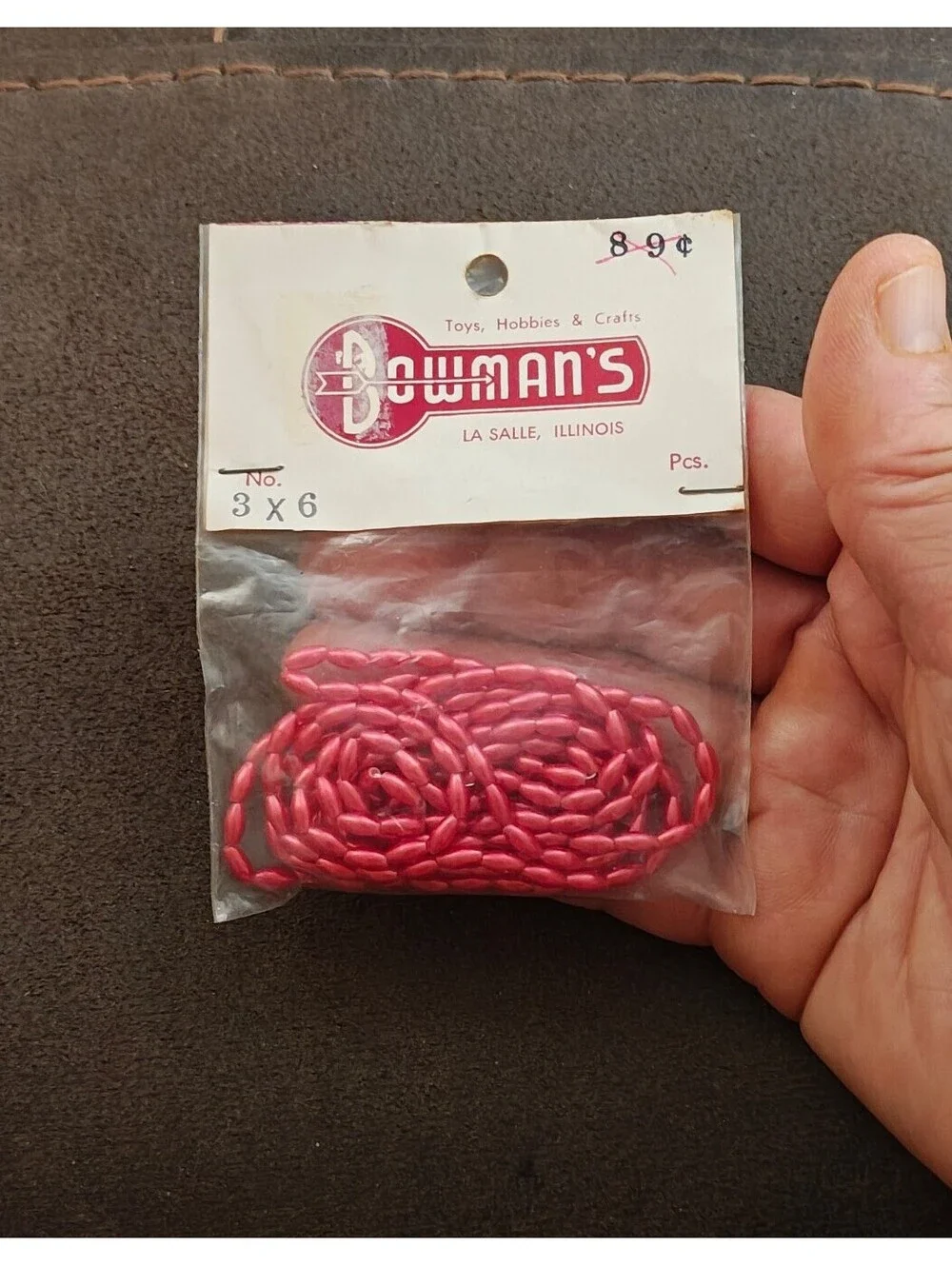1960s/70s Pack Of Bowman's Brand Plastic Craft Beads From Lasalle Illinois NOS